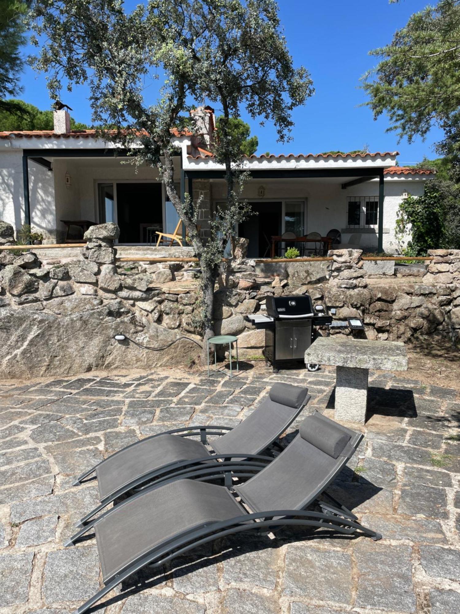 Chalet Con Piscina En Torrelodones Buitenkant foto