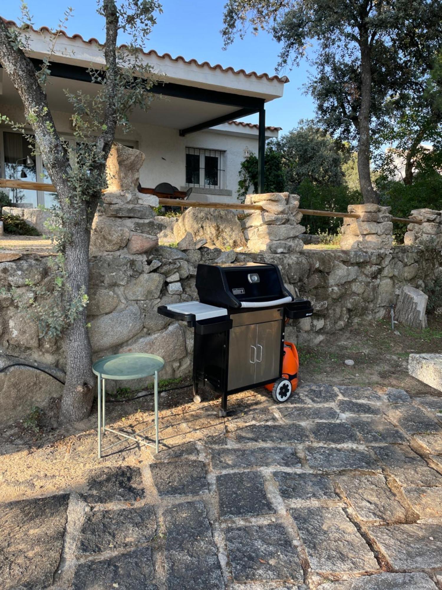Chalet Con Piscina En Torrelodones Buitenkant foto