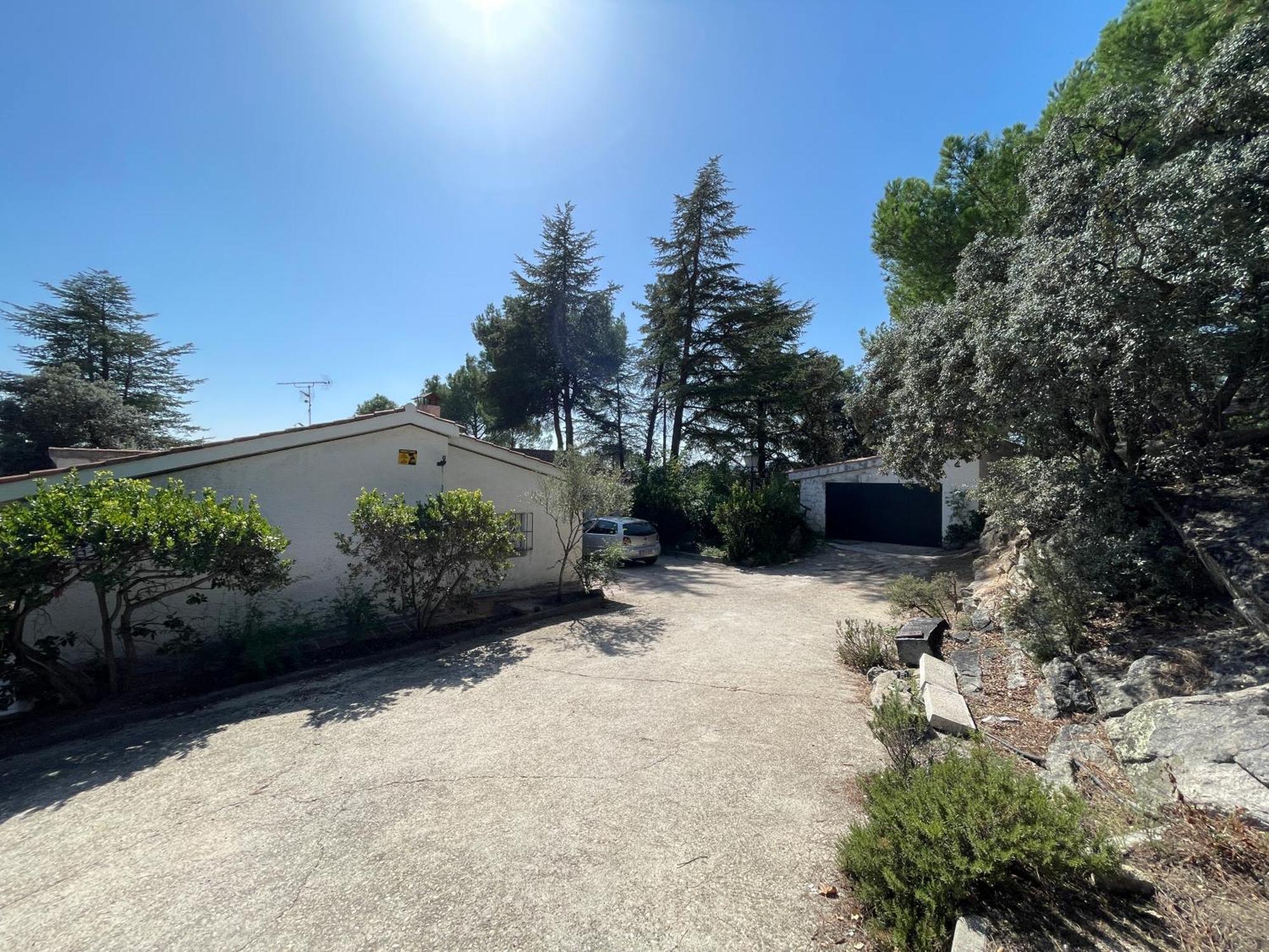 Chalet Con Piscina En Torrelodones Buitenkant foto